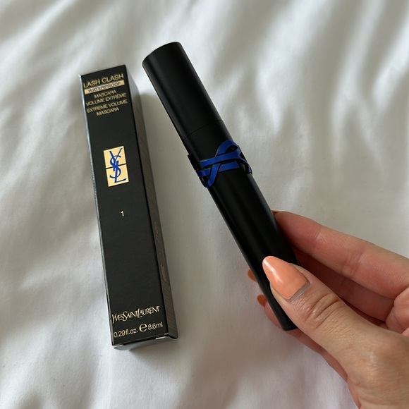 YSL Lash Clash Extreme Volume Waterproof Mascara- Black - Picture 9 of 11